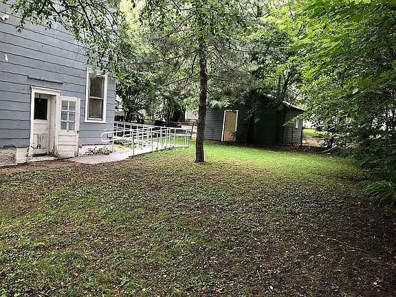 4th image of 311 E Arcadia Ave