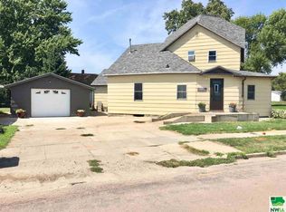 111 N Franklin St, Elk Point, SD 57025