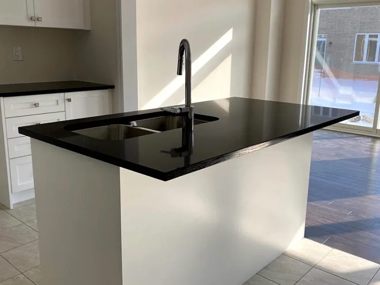59 Alexandra Dr — Photo 3