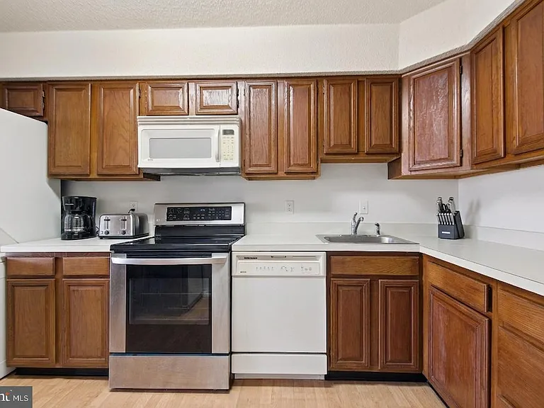 3709 S George Mason Dr #1115E — Photo 15
