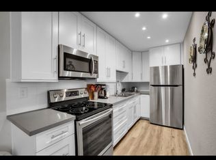 2810 N Arcadia Ct #113, Palm Springs, CA 92262