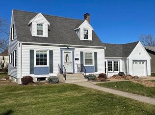 704 E Benton St, Oneill, NE 68763
