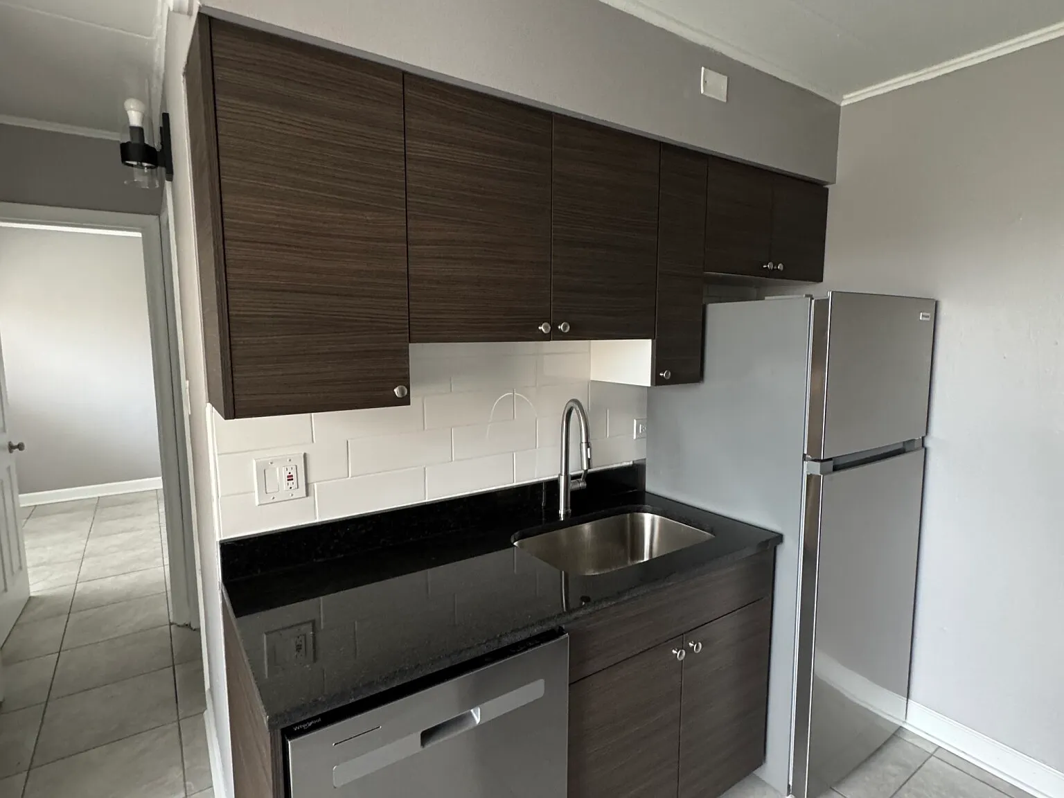 1 bed, 1.0 bath, 650 sqft, $1,450 — Photo 3