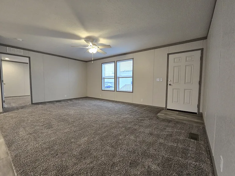 Sunset Ridge — Photo 18