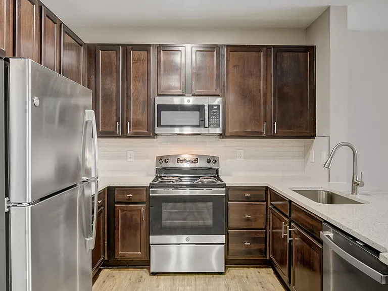 Las Brisas Apartments — Photo 128