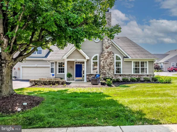 105 Hulnick Rd #438, Coatesville, PA 19320
