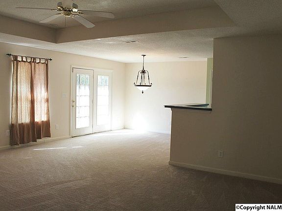 4th image of 151 Brass Oak Dr