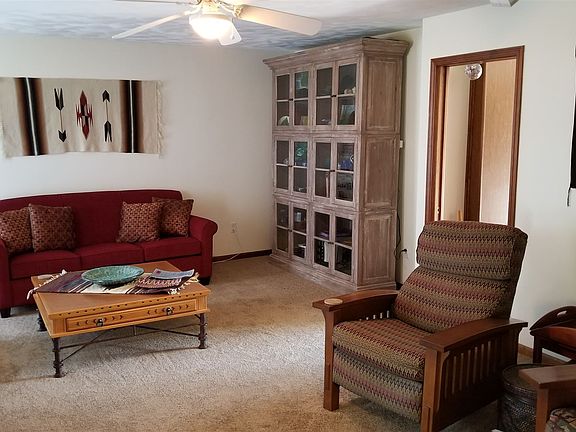 4th image of 3539 E Warren Cir