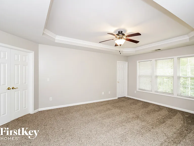 7660 Forest Glen Way — Photo 7