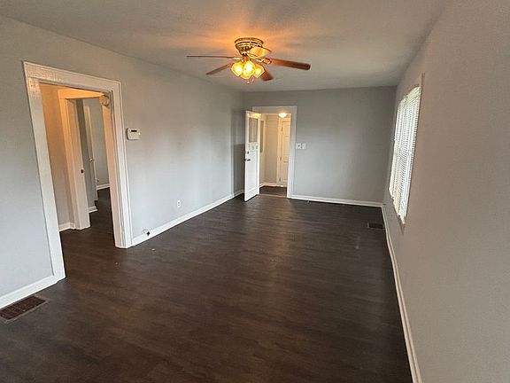 4th image of 303 Kirkwood St