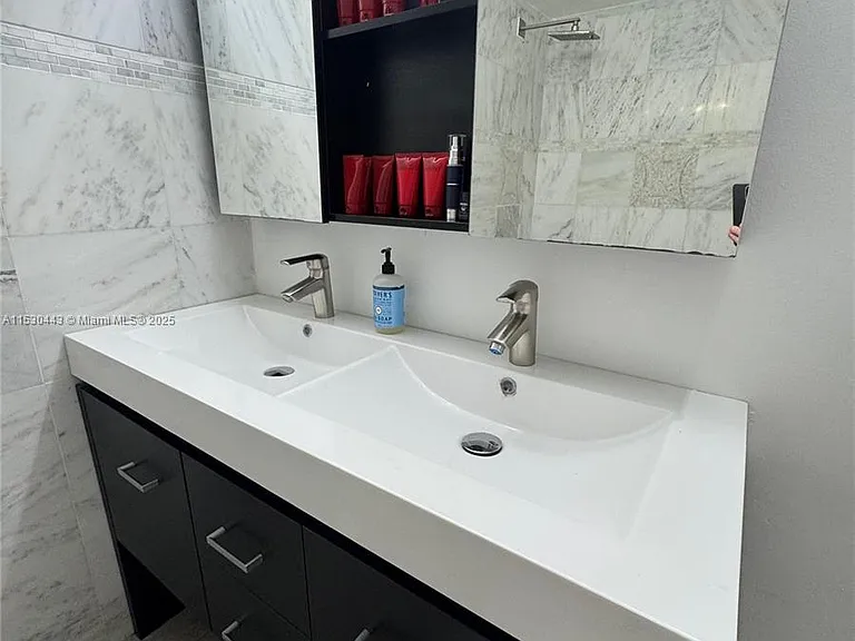 1200 West Ave #202 — Photo 8
