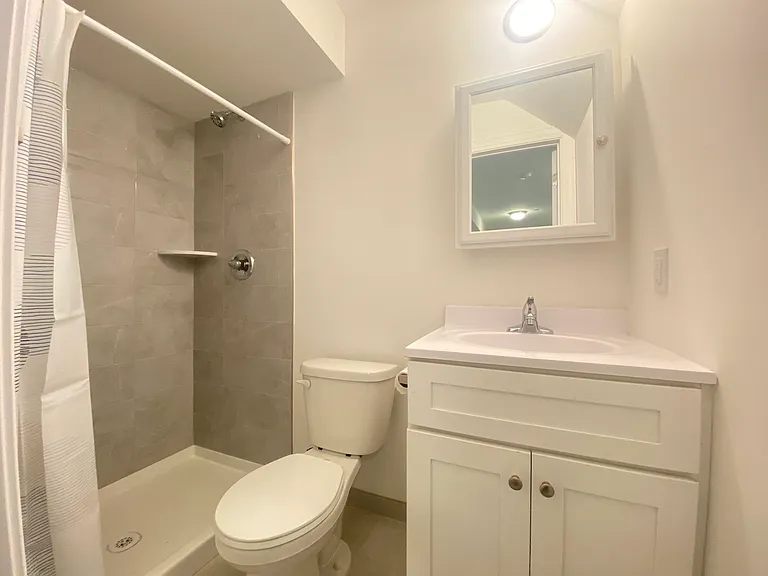 881 Sinclair Ave #2F — Photo 29