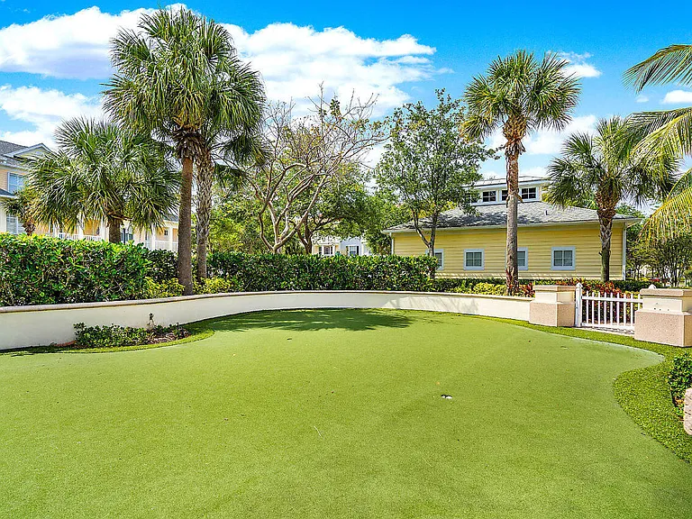 276 Murcia Dr #213 — Photo 30