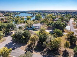 101 Mathis Dr, Amarillo, TX 79118