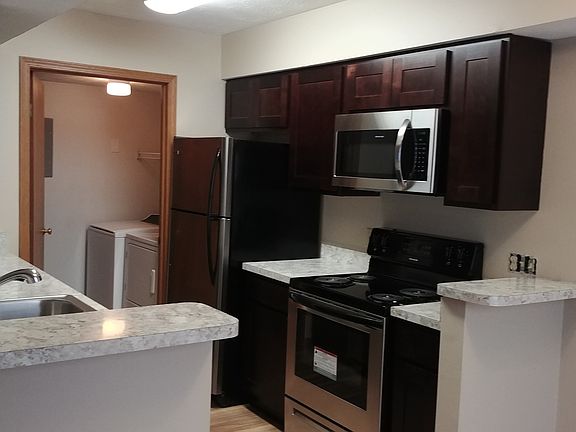 5th image of 1315 High St #112