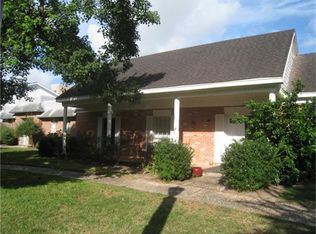 1817 Saxony Ln, Houston, TX 77058