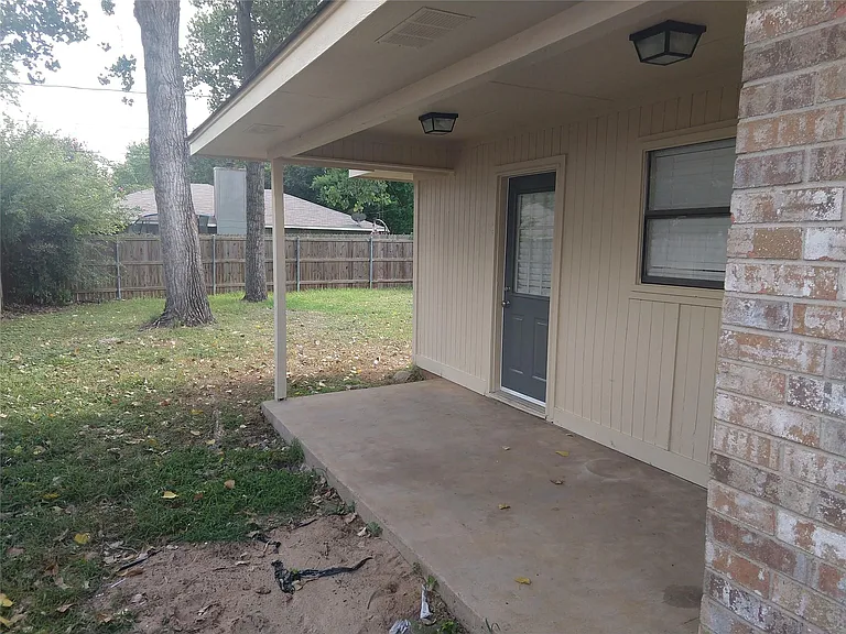 3610 Westgrove Dr — Photo 16