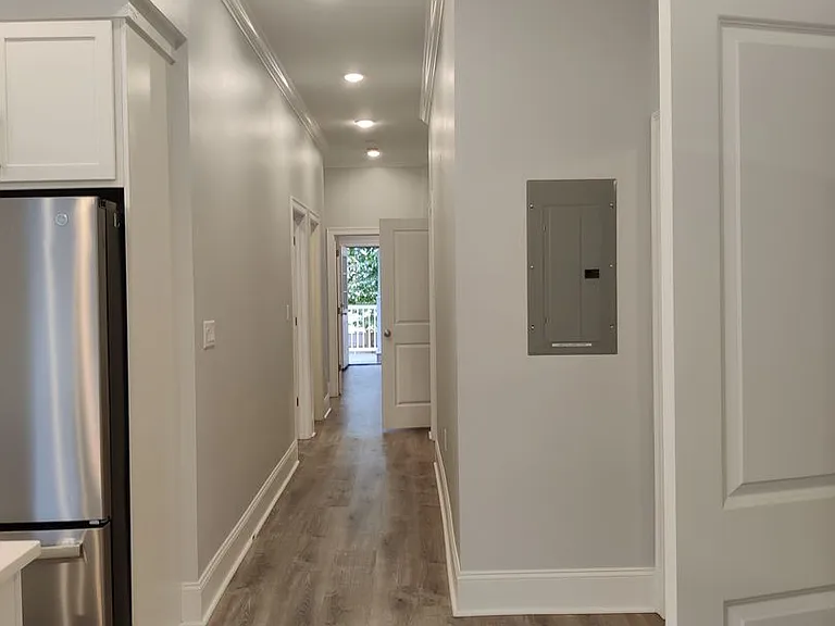 135 Franklin St #1 — Photo 1