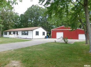 3759 Hotze Rd, Salem, IL 62881
