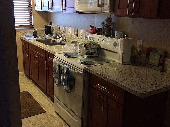 New wood cabinets C/tops