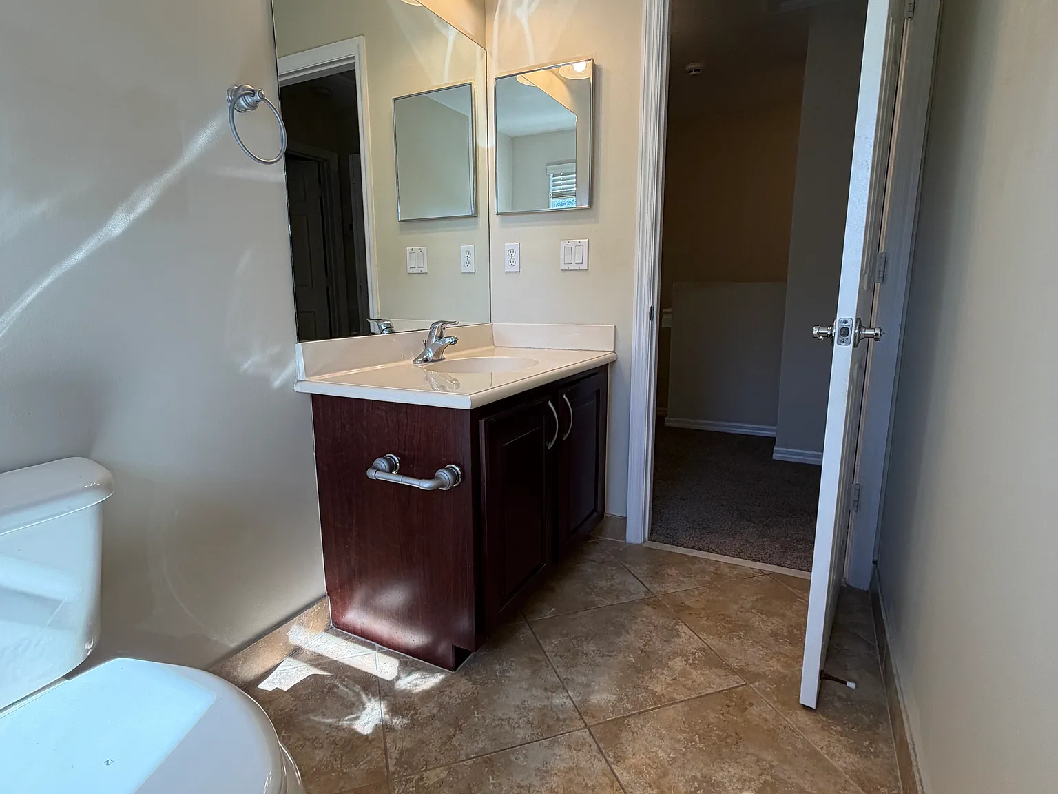22159 Majestic Woods Way — Photo 4