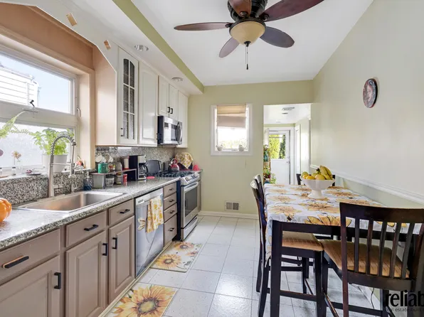 849 73rd Street image 7 of 22