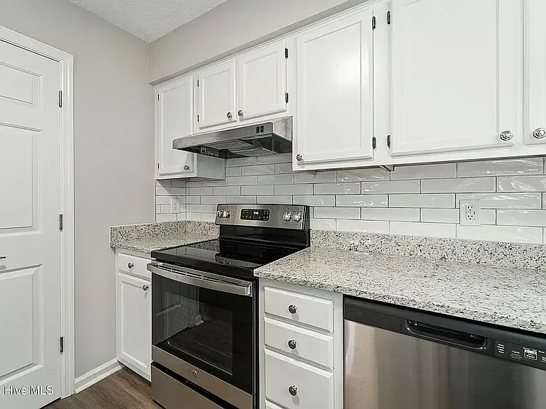 4701 Triplett Way — Photo 11