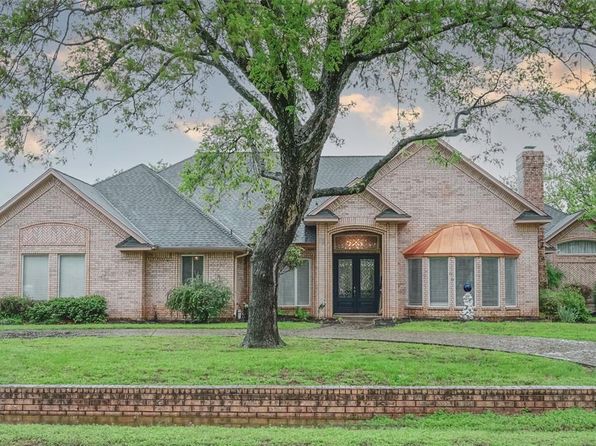 Pecan Plantation Granbury Real Estate 12 Homes For Sale Zillow