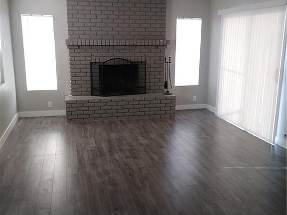 4th image of 1017 Greenway Dr
