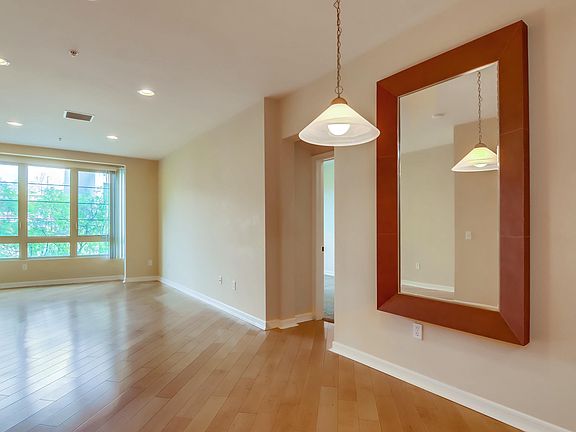 2nd image of 1465 C St Unit 3402