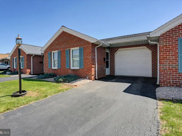 714 Marden Ave N, Shippensburg, PA 17257