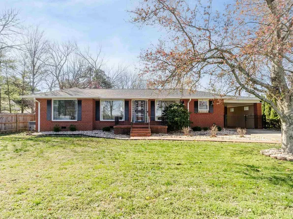 703 Chestnut St, Murray, KY 42071