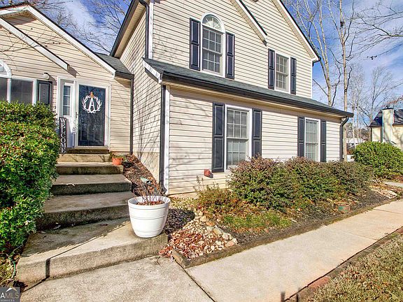 2nd image of 177 Natures Cove Rd