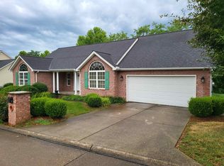 205 Winesap Way, Ona, WV 25545