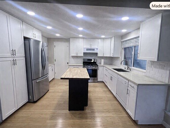 4th image of 804 Cottonwood Dr