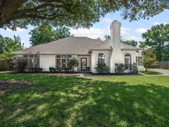 4304 Cartagena Dr, Fort Worth, TX 76133