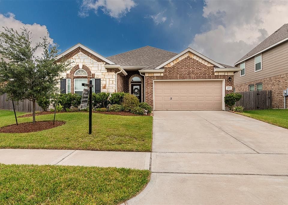 1st image of 4703 Bella Ct