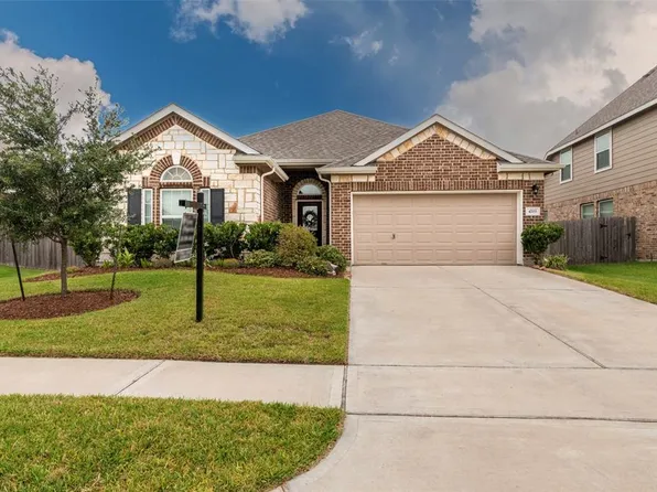 4703 Bella Ct, Alvin, TX 77511