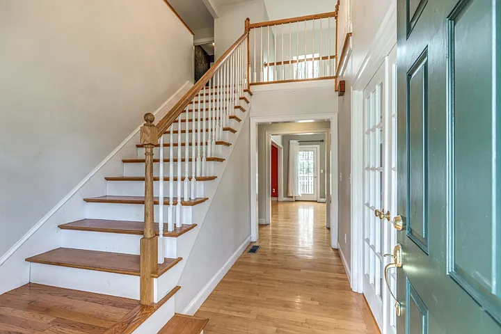 27 Meyer Hill Dr — Photo 2