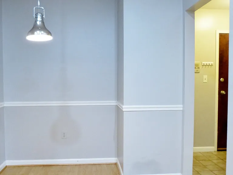 200 E West St #1 — Photo 4