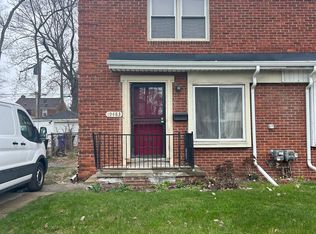 19483 Meyers Rd, Detroit, MI 48235