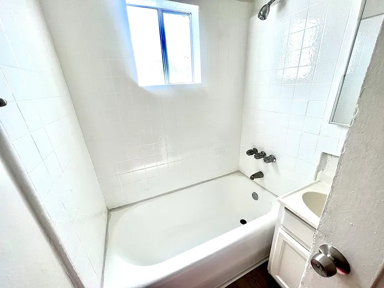 280 Witmer St — Photo 23