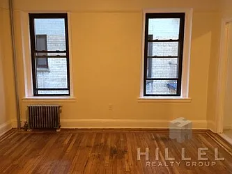 Rented by Hillel Realty Group