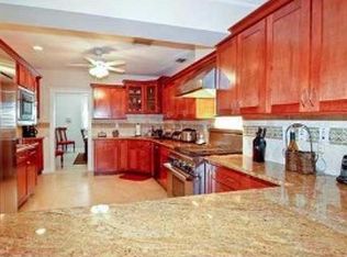 6100 Leonardo St, Coral Gables, FL 33146