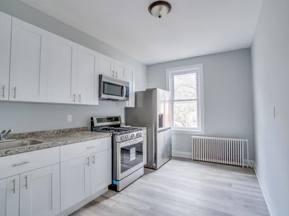 678 Liberty Avenue image 12 of 19