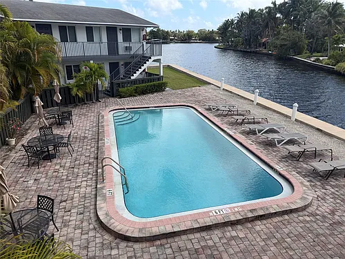 1812 E Oakland Park Blvd Photo 1