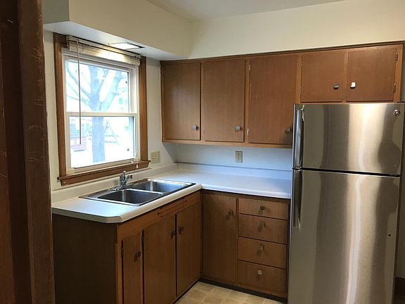 Kitchen. Stainless Steel Refrigerator