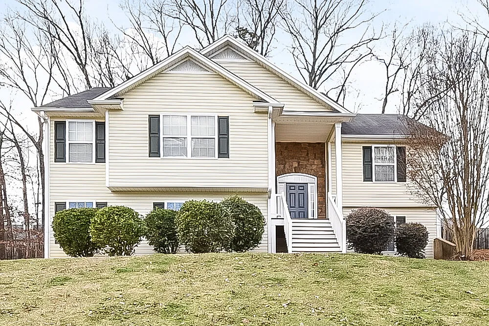 3 bed, 2.0 bath, 1698 sqft, $2,850 — Photo 1