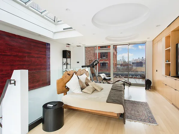 314 West 92nd Street image 4 of 12