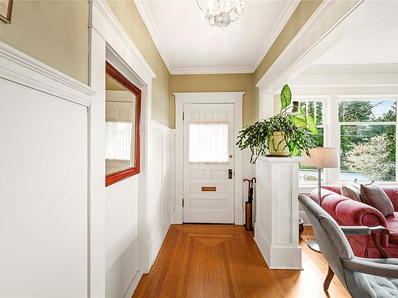 4th image of 1160 Reynolds Rd